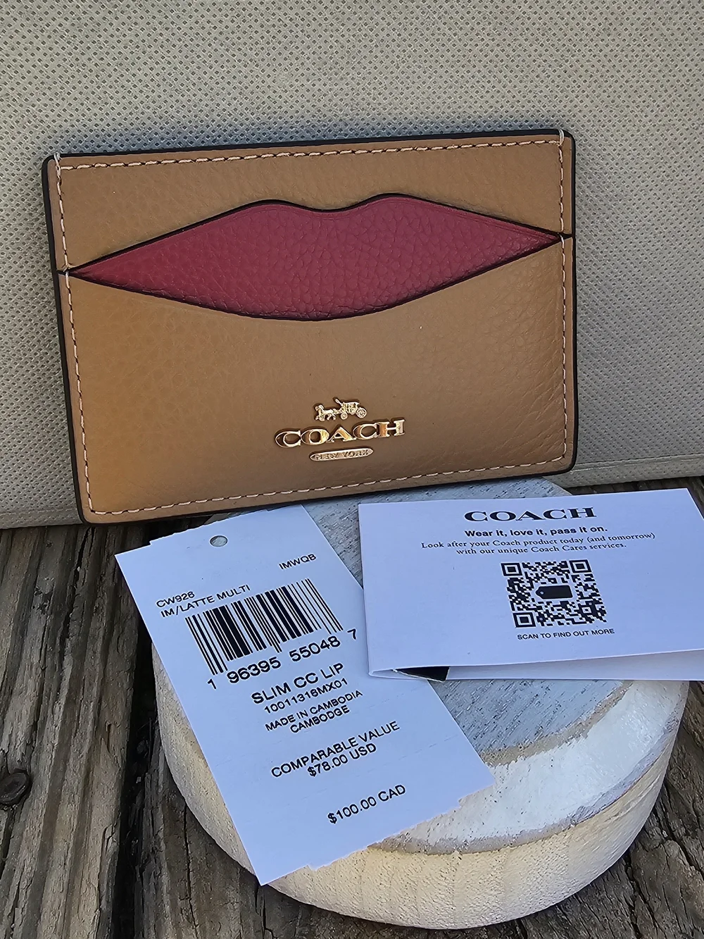 Coach Slim Card Case Wallet in Latte Lips - Picture 3 of 3